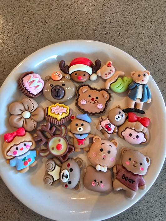 Charms variedad marron #3 resina decoden