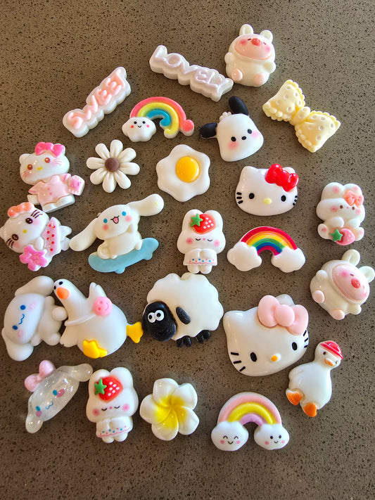 Charms variedad blanco #1 resina decoden