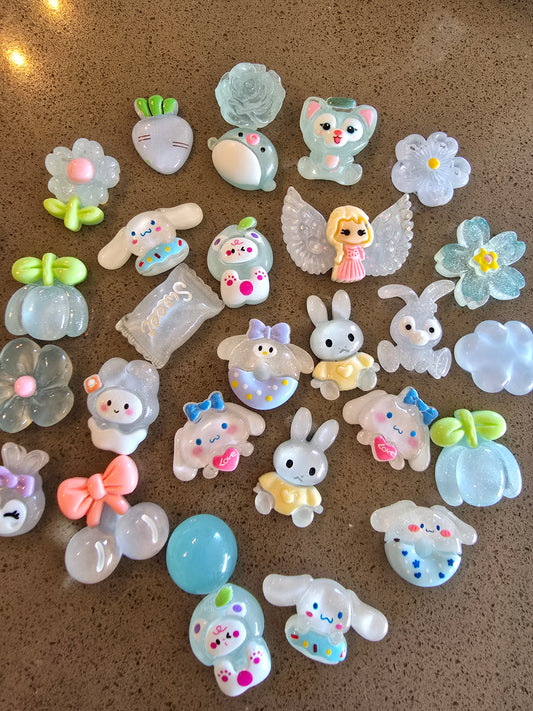 Charms variedad celeste #1 resina decoden