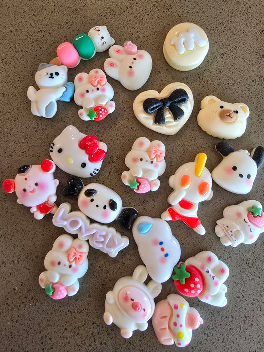 Charms variedad blanco #2 resina decoden